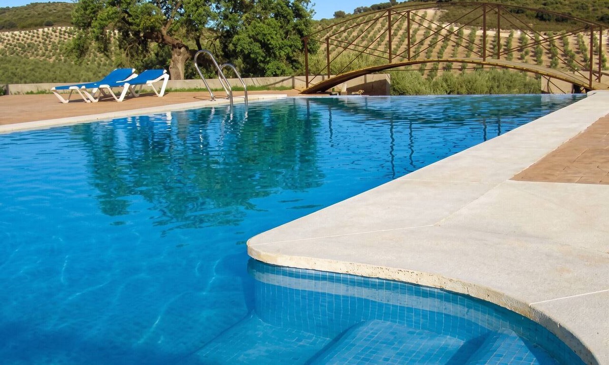 Estepa House | Homerez - Charming house in Estepa, mountain view
