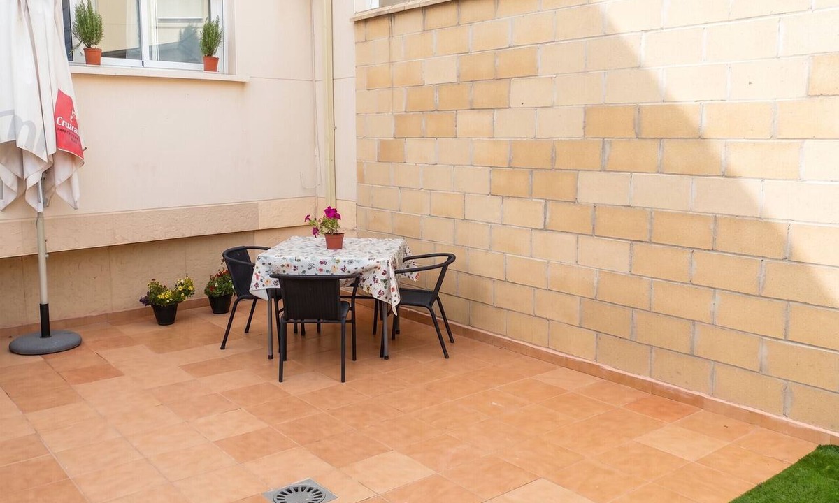 Almagro House | Homerez - House Almagro