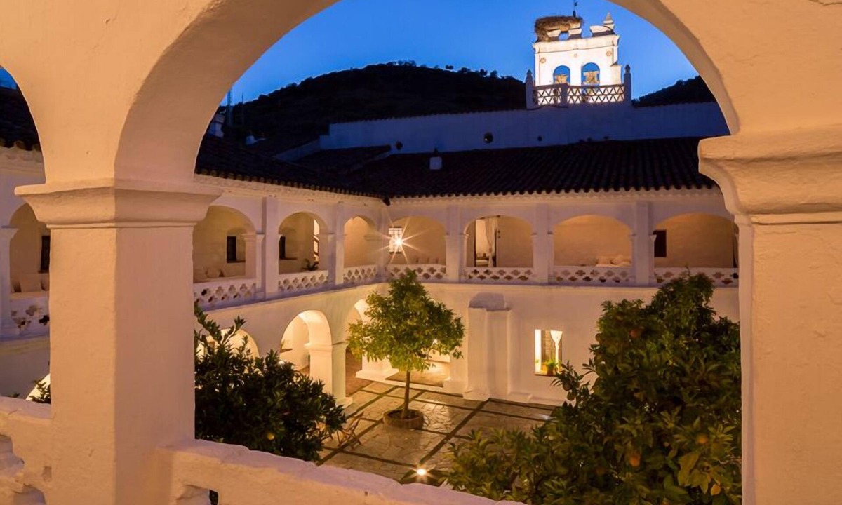 La Parra Hotel | HOSPEDERIA CONVENTO DE LA PARRA
