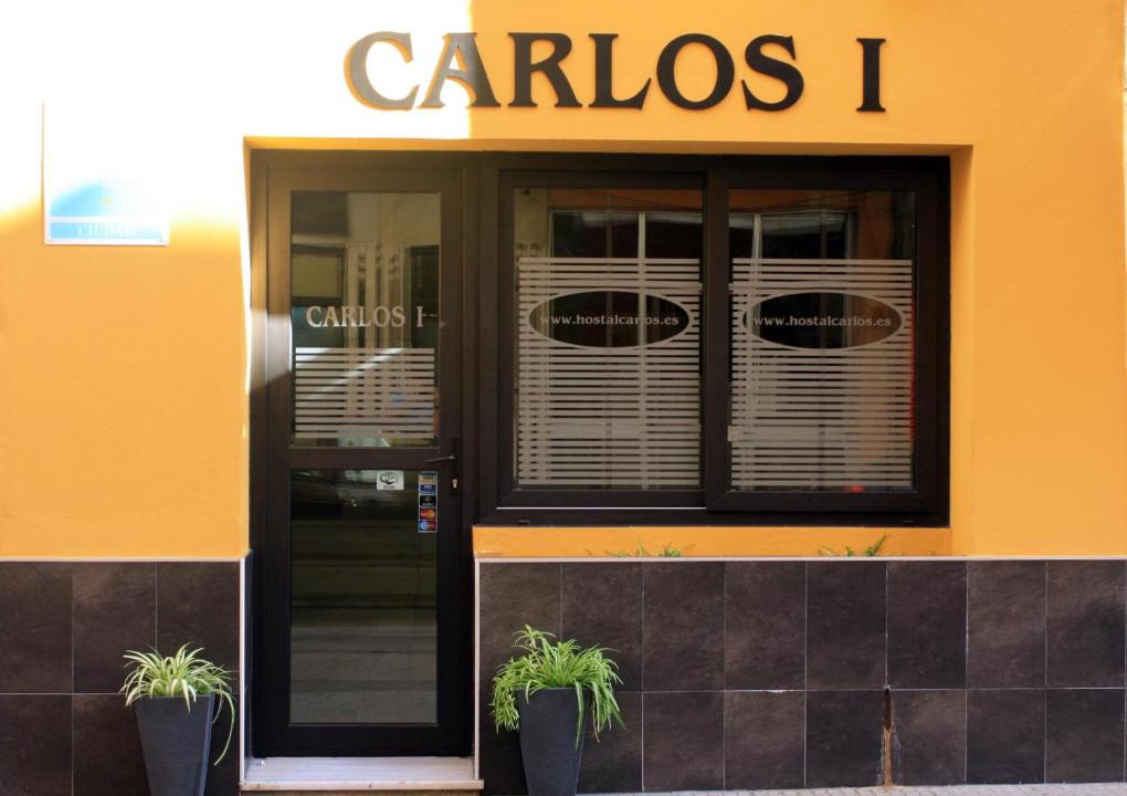 La Linea de la Concepcion House | Hostal Carlos I