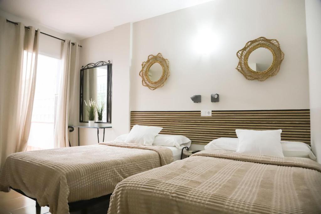 Fuengirola City Centre House | Hostal Cuevas