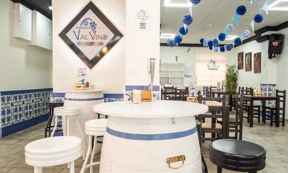 Valdepenas Hotel | Hostal Valdepeñas by Bossh Hotels