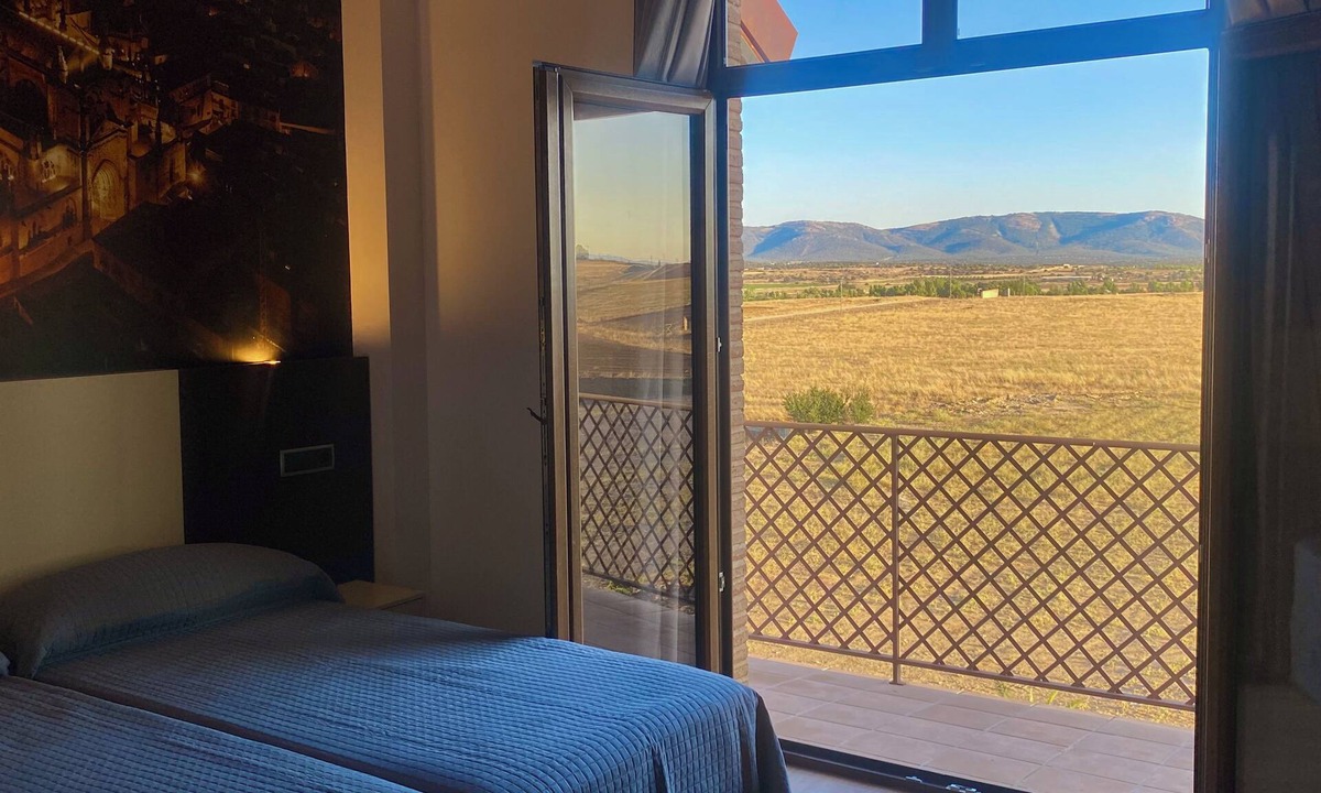 Pulgar Hotel | Hotel Asador Montes Oretanos
