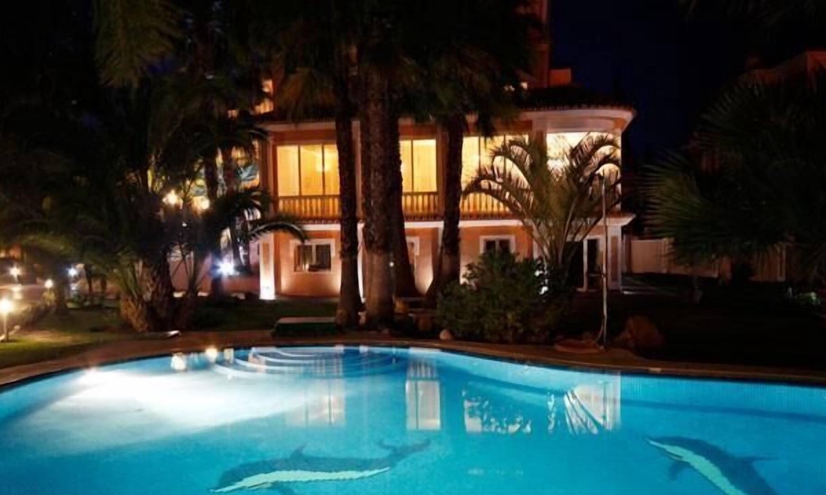 Puerto de la Duquesa Hotel | Hotel Boutique Villa Erina by Bossh Hotels - Adults recommended