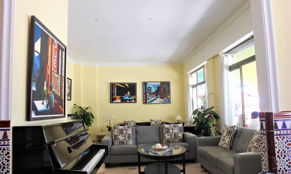 Carihuela Hotel | Hotel Cabello