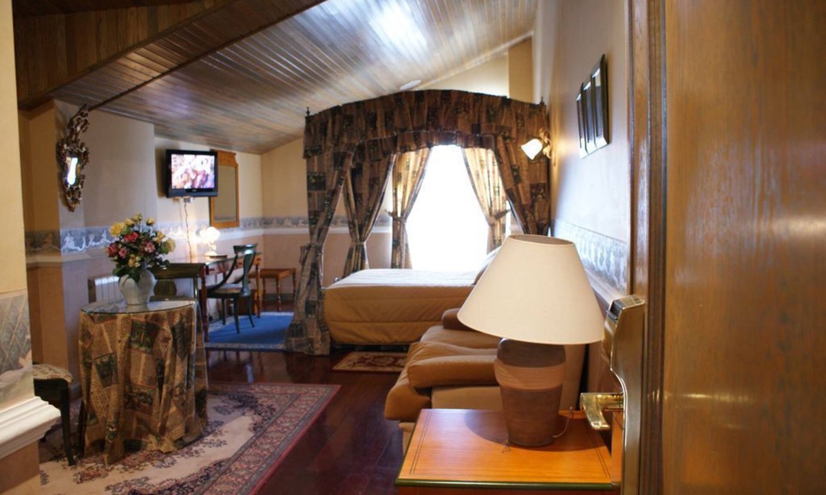 Los Tomillares Hotel | Hotel Camino de Santiago