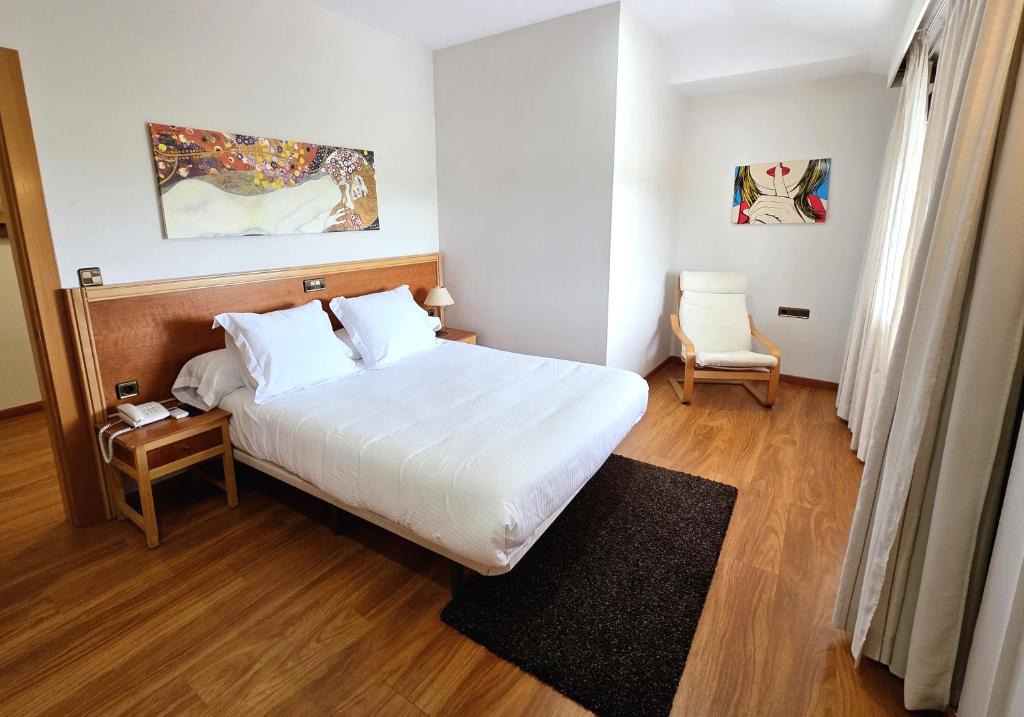 Malpartida de Caceres Hotel | Hotel Los Barruecos