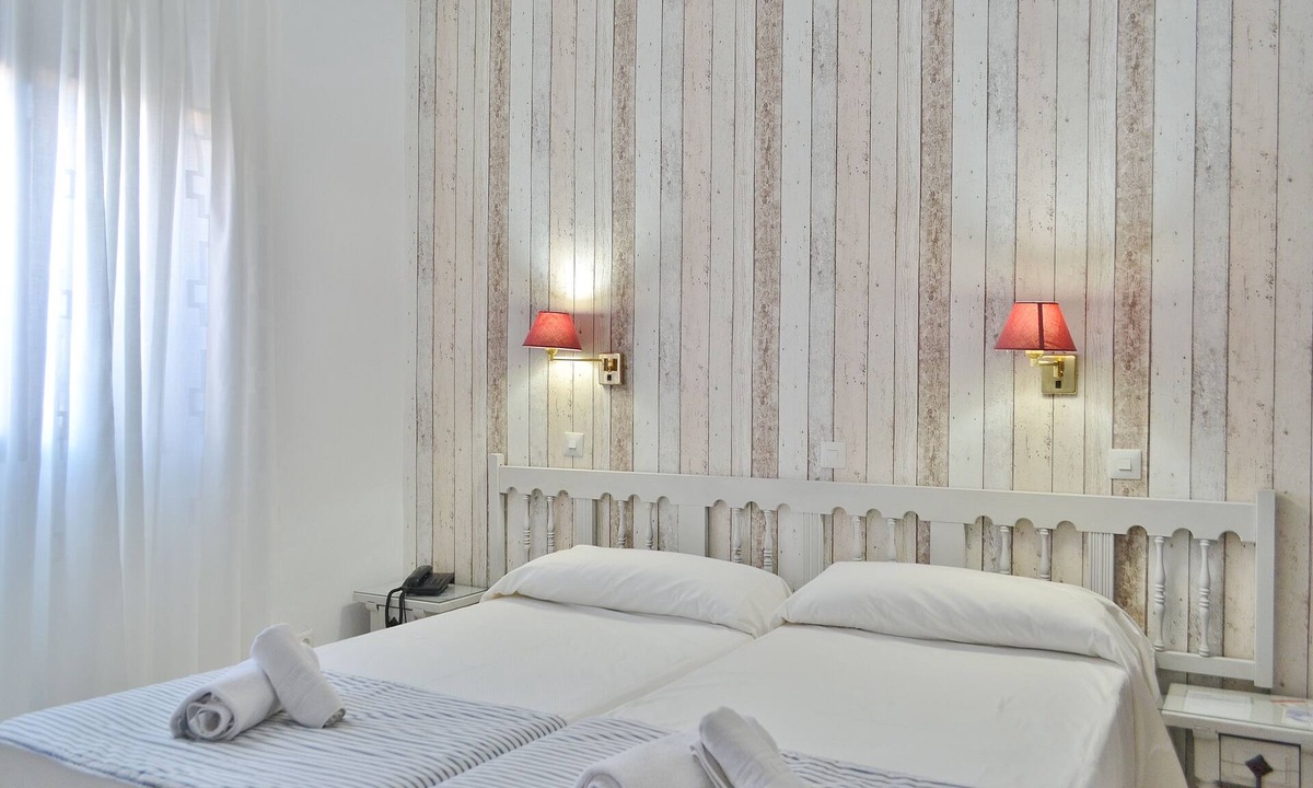 La Catedral Hotel | Hotel Marisa