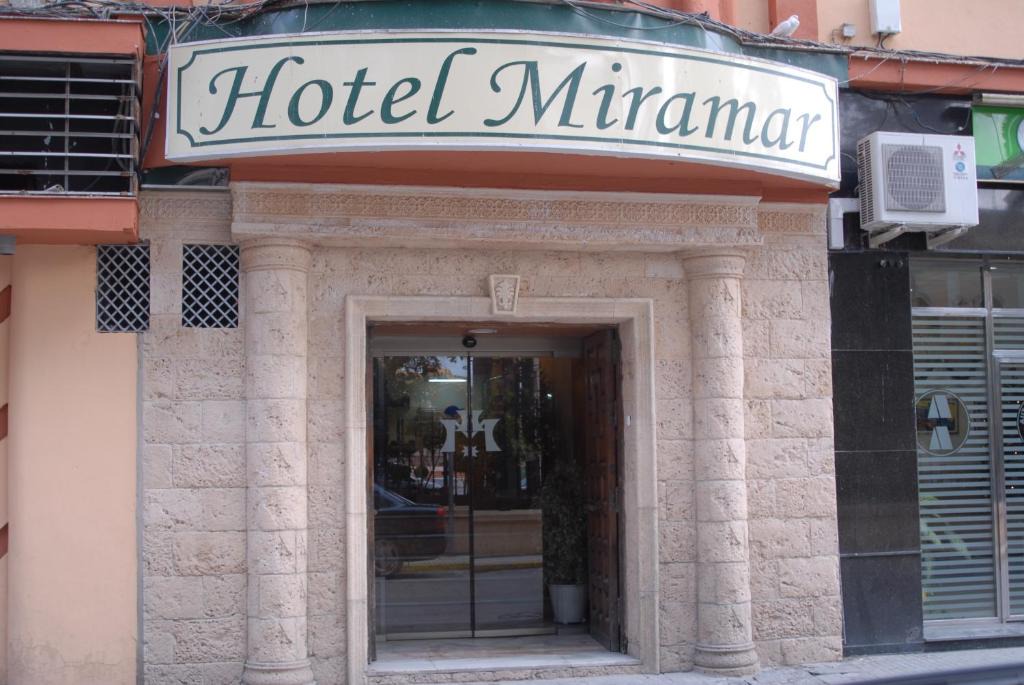 La Linea de la Concepcion Hotel | Hotel Miramar