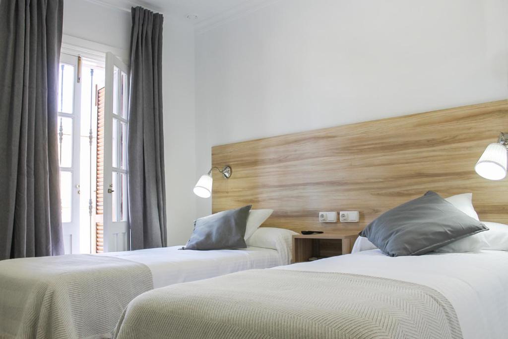 El Cuervo de Sevilla Hotel | Hotel Restaurante Vía Sevilla - Cádiz by MA 22 Puntos