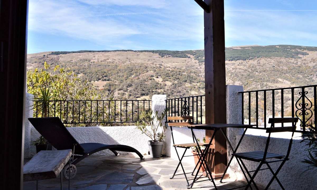 Capileira Hotel | Hotel Rural Alfajía de Antonio