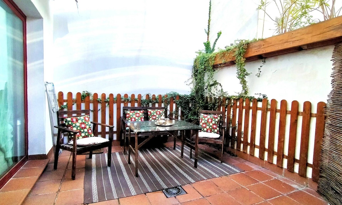 Armilla House | HOUSE closed to EVERYWHERE, METRO STOP, PARKING AT DOOR, ALL SERVICES & CONFORT