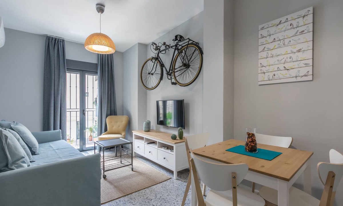 San Julian Apartment | HUERTO DEL REY, cosy and in a good location