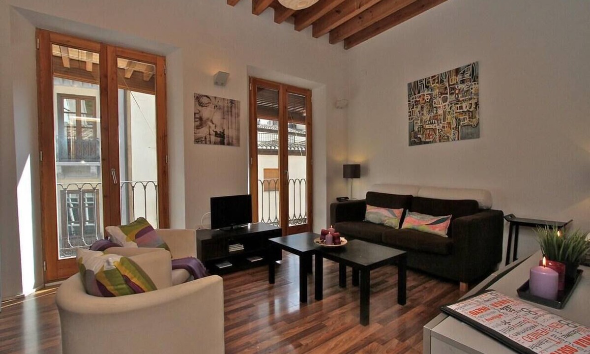 Central District Apartment | INSIDE APARTMENT GOMEREZ 39 PENTHOUSE
