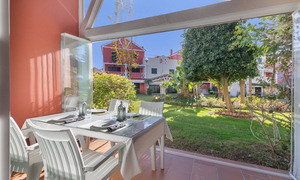 Islantilla House | Islantilla Golf Holiday Home with Private Terrace, Wi-Fi, and Air Conditioning