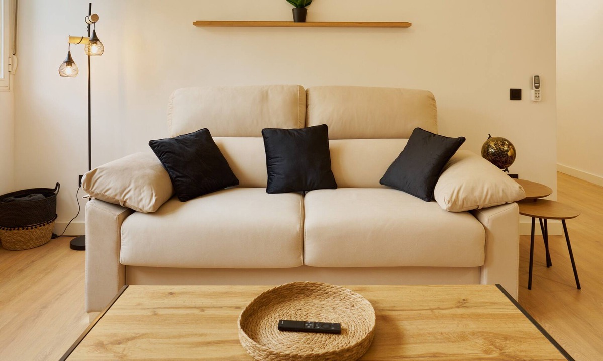 Chinchibarra Apartment | La Abi 1 Apartment – Historic Center of Salamanca, Ground Floor, 4 Guests