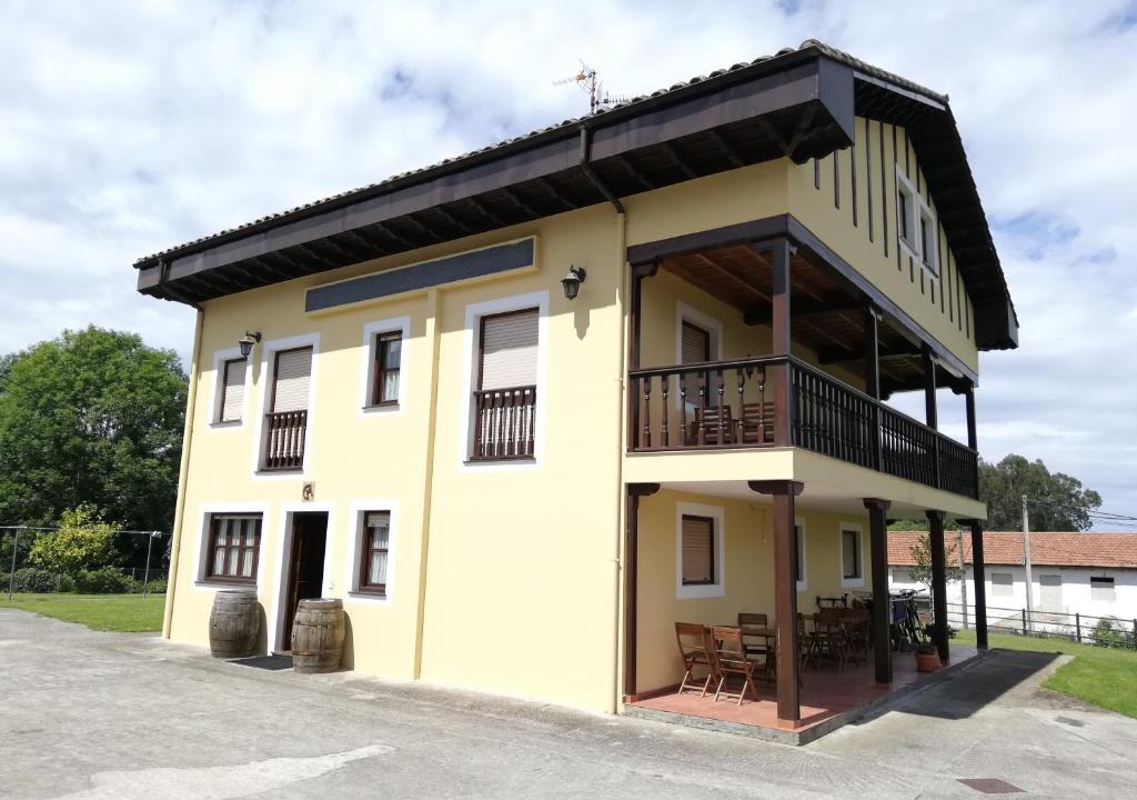 Puertas De Vidiago House | LA ALDEA