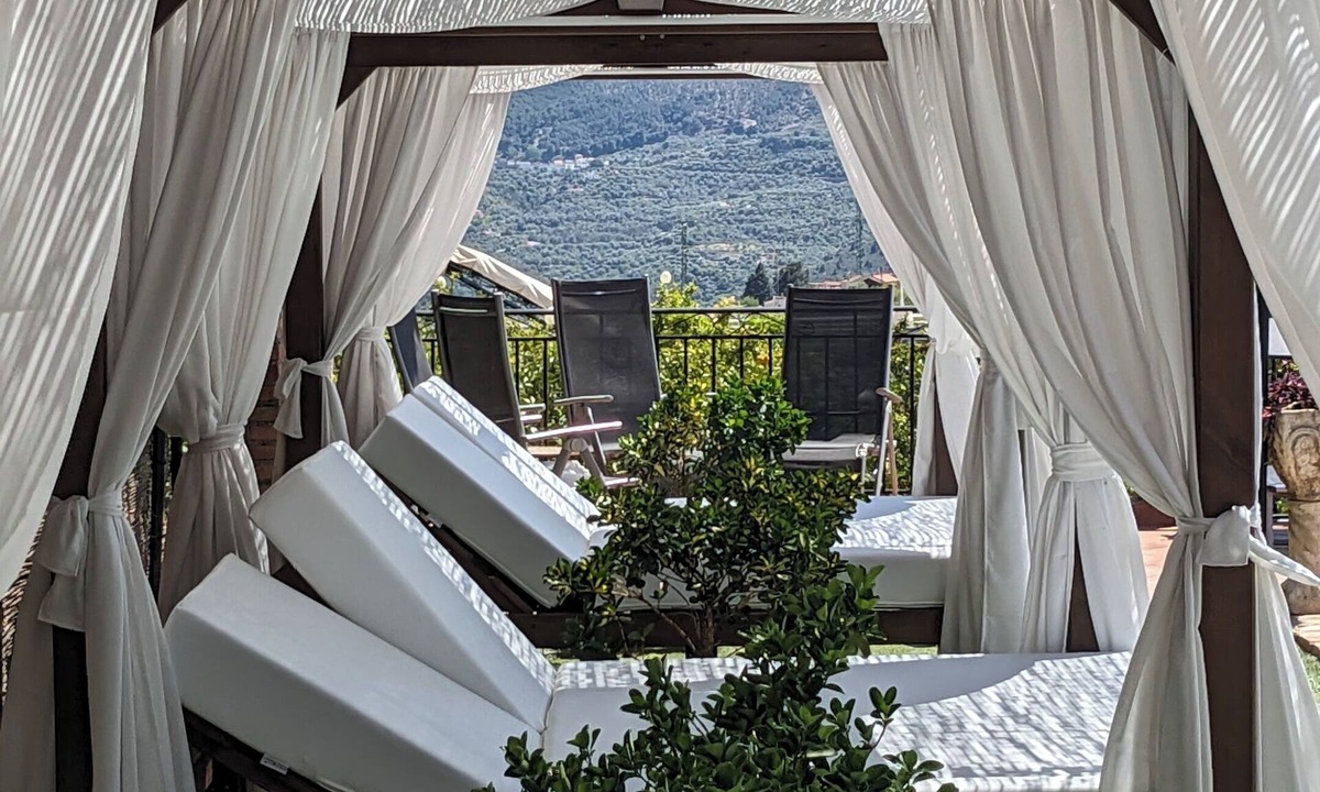 Murchas Apartment | La Cañota Suite King Room Adults Only, living room, bedroom, kitchen and bathroom
