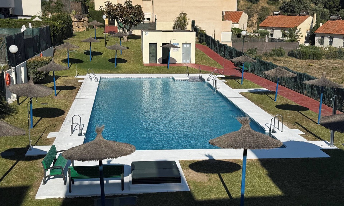 La Cala del Moral Apartment | La cala "Tourism & Holidays" Swimming Pool & Parking