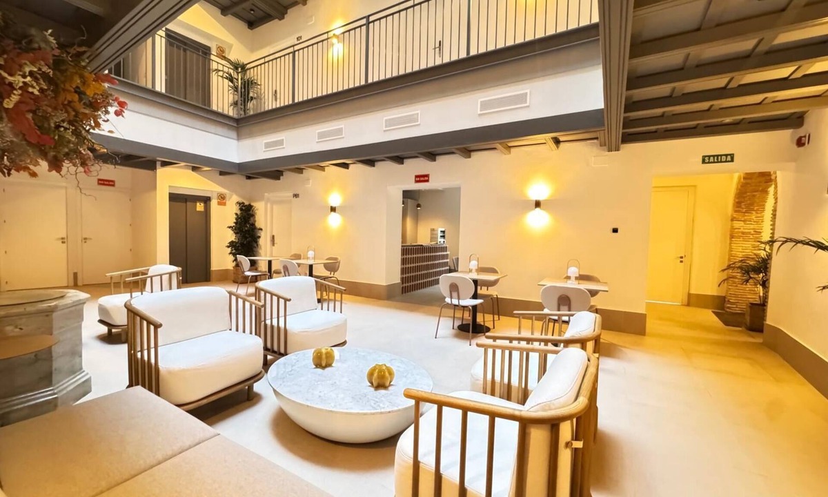 Old Town Hotel | La Caleta Qe Hotels
