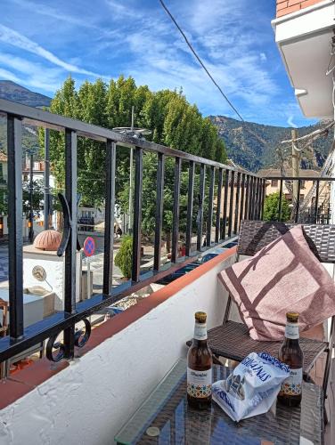 Guejar Sierra Apartment | La Casa de la Plaza