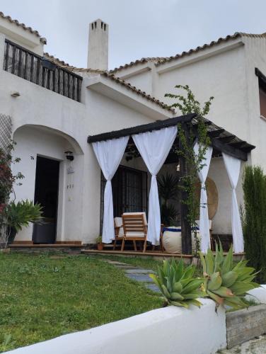 El Ronquillo House | La Casita de Celia