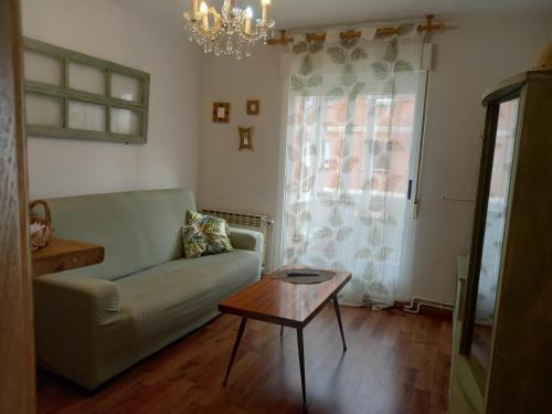 Palencia Apartment | La Casuca de Ana&Isabel Estancia minima 2 noches