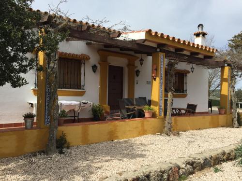 Villanueva del Rosario House | La Colina