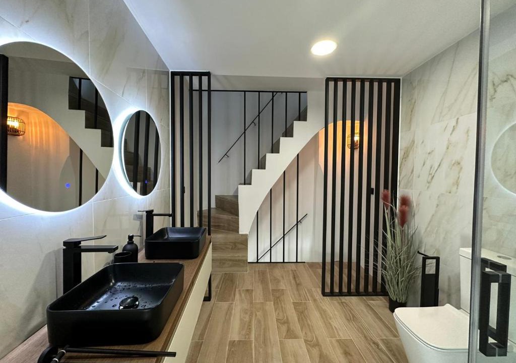 San Francisco-Ribera House | La Mini Casa