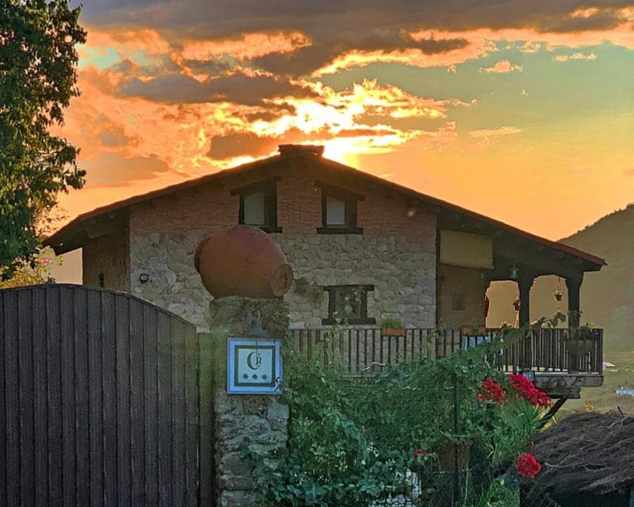 Casas del Castanar Ski Chalet | La seguirilla del Jerte