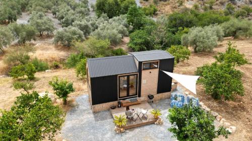 Alora House | La Vista Huma by Tiny Away