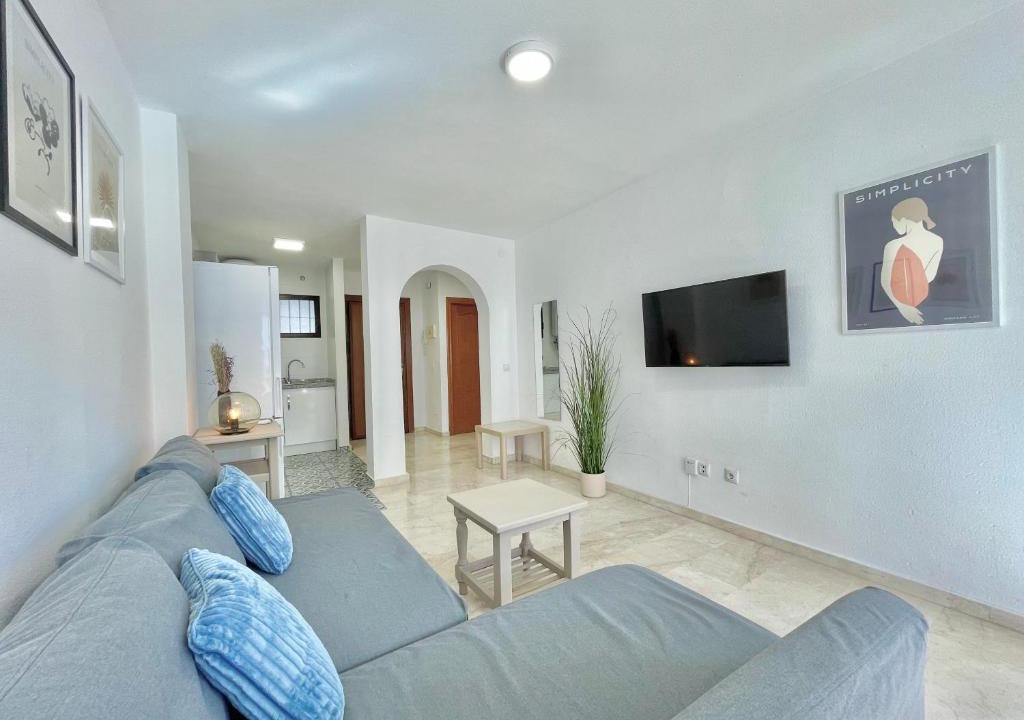 Arroyo de la Miel Apartment | LaFrenchTouch - Céntrico con piscina junto al tren