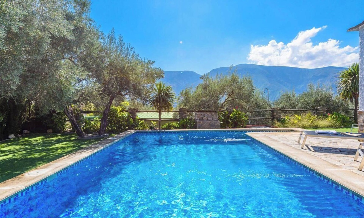 Orgiva Villa | Las Gallinas Órgiva by Ruralidays
