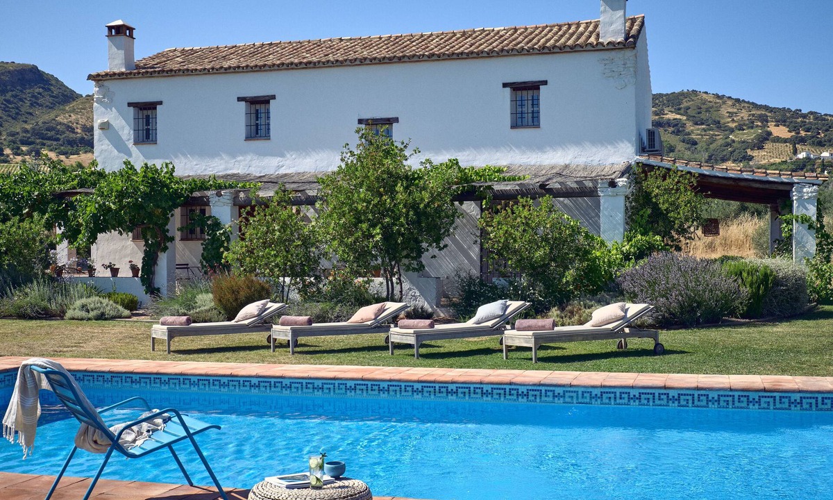 Ronda Villa | Last week of summer hols! Modern interior, private villa with pool, Ronda 5km