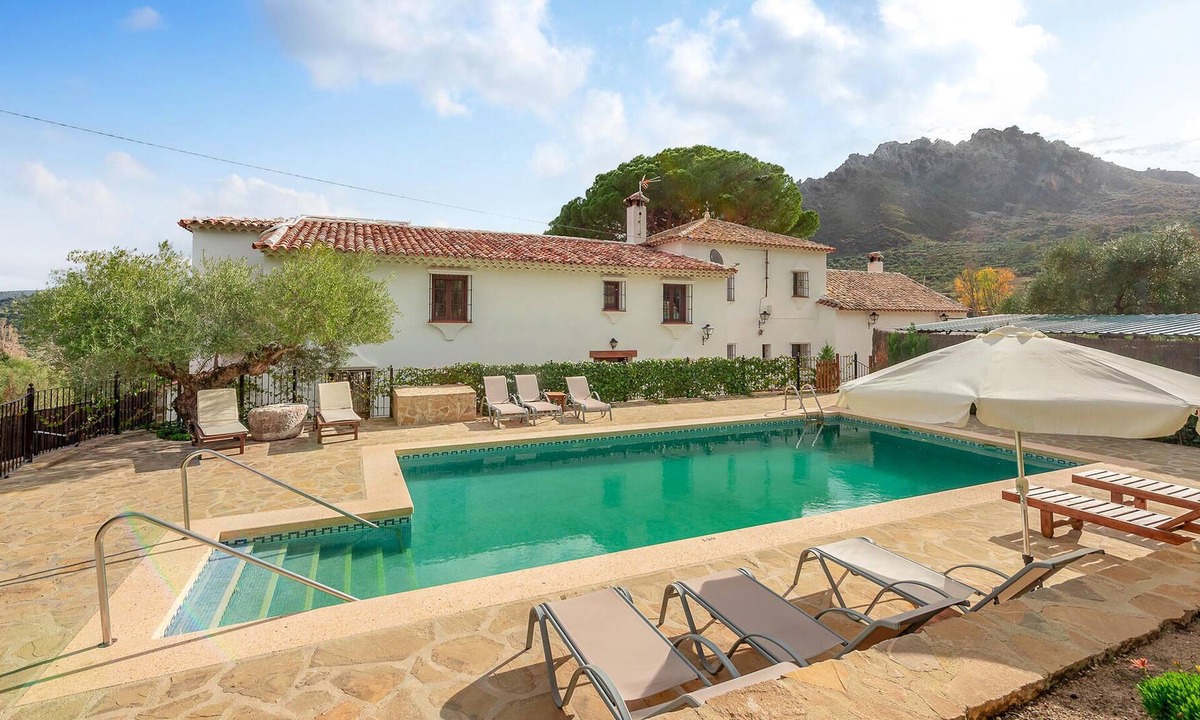 Grazalema House | Look forward to a first-class vacation in this vacation home with panoramic views and private pool.