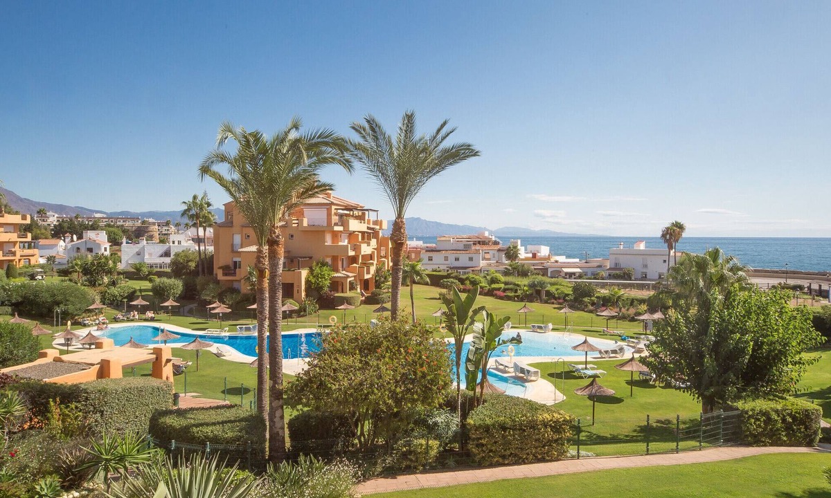 Castillo de la Duquesa Apartment | Los Granados de la Duquesa 1711