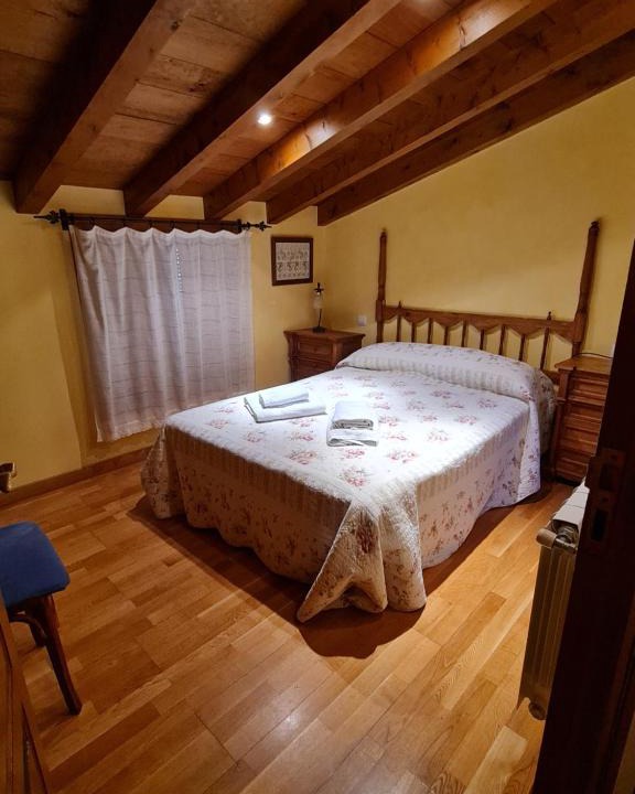 Cuevas del Valle House | Los Moranegos