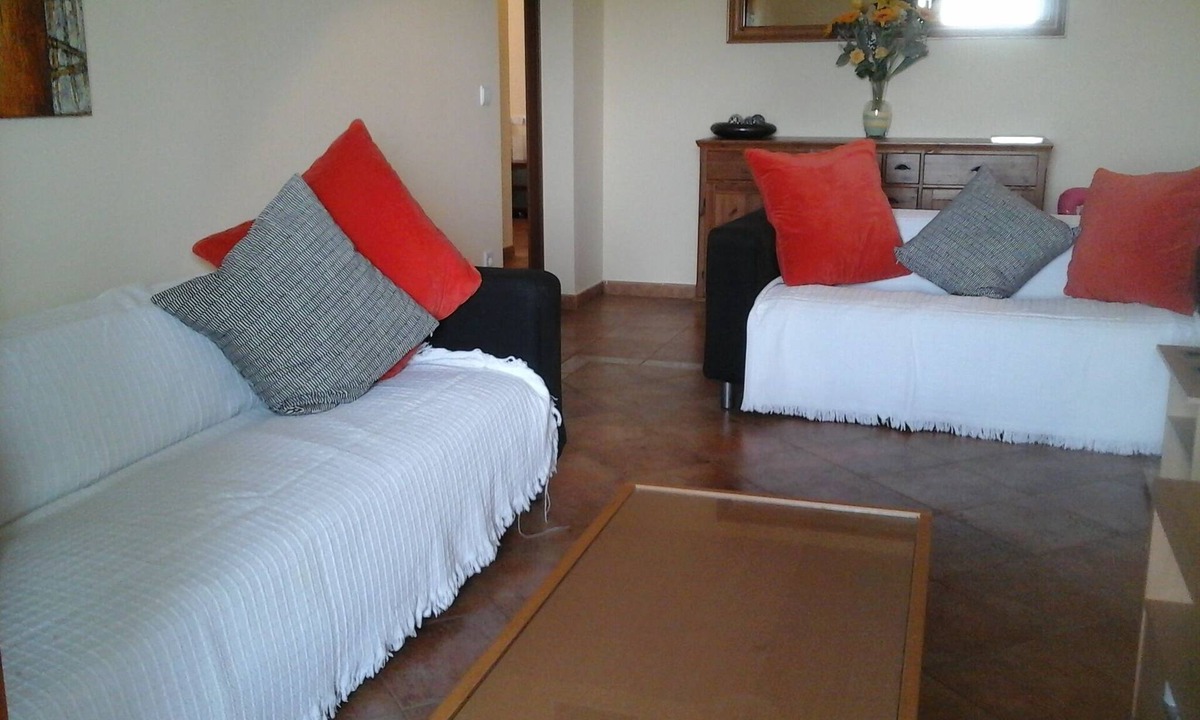 Costa Esuri Apartment | Lovely 3 bed apartment with WiFi overlooking the pool