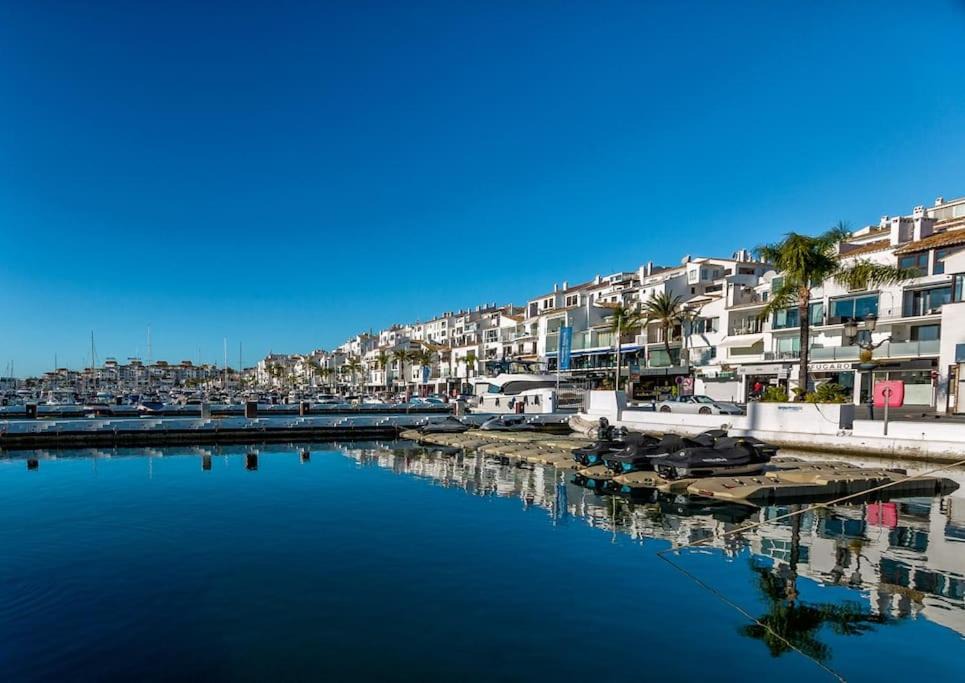 Puerto Banus Apartment | Lovely one bedroom by the beach in Puerto Banus