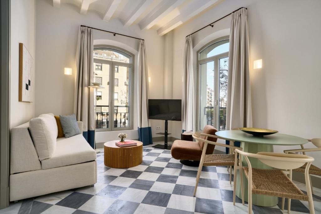 Museo Apartment | Luis de Vargas by Home at Homes