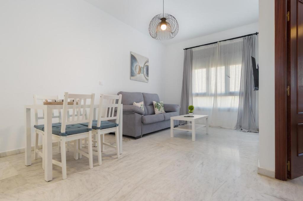 Bormujos Apartment | Lux Sevilla Apartment Piscina