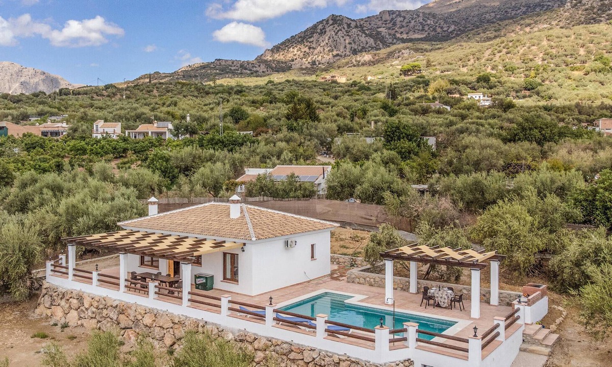 Periana House | Luxurious home in Periana