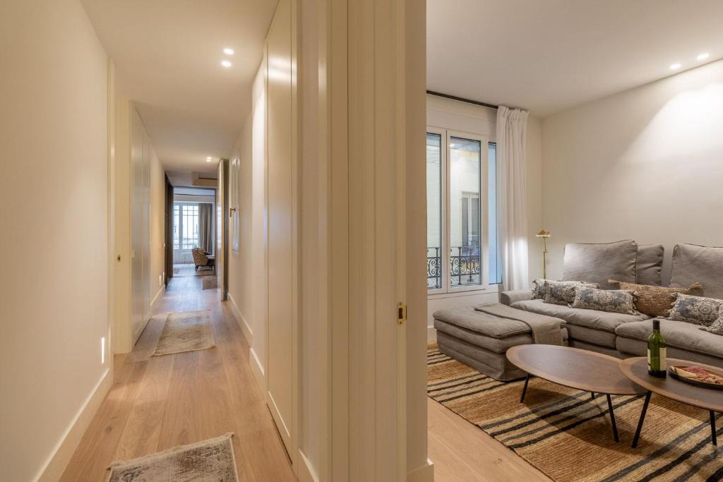 Milla de Oro Apartment | Luxury 3-Bed Apartment in Salamanca, Madrid