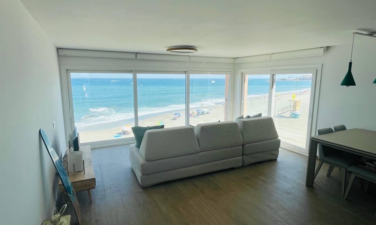 San Roque Apartment | Luxury, beachfront, two bed apartment.