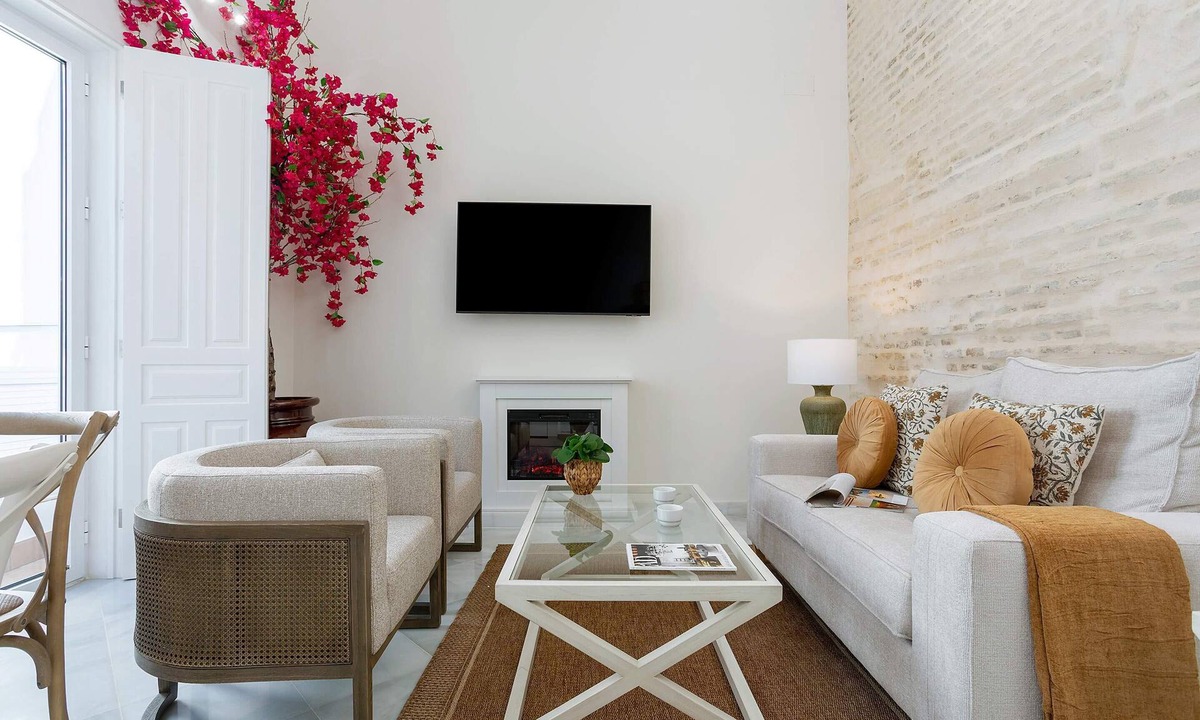 San Vicente Apartment | Luxury duplex in Seville with a private pool. Mendoza Rios II