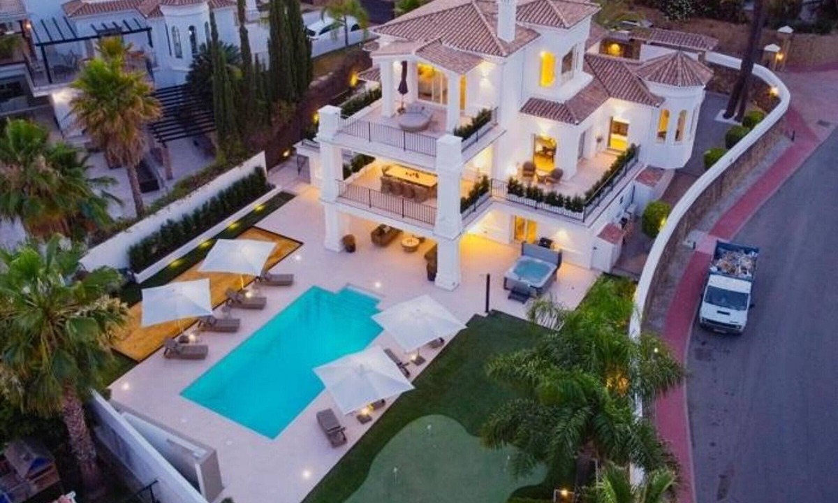 Marbella Villa | Luxury villa, mountain view - 6 bedrooms