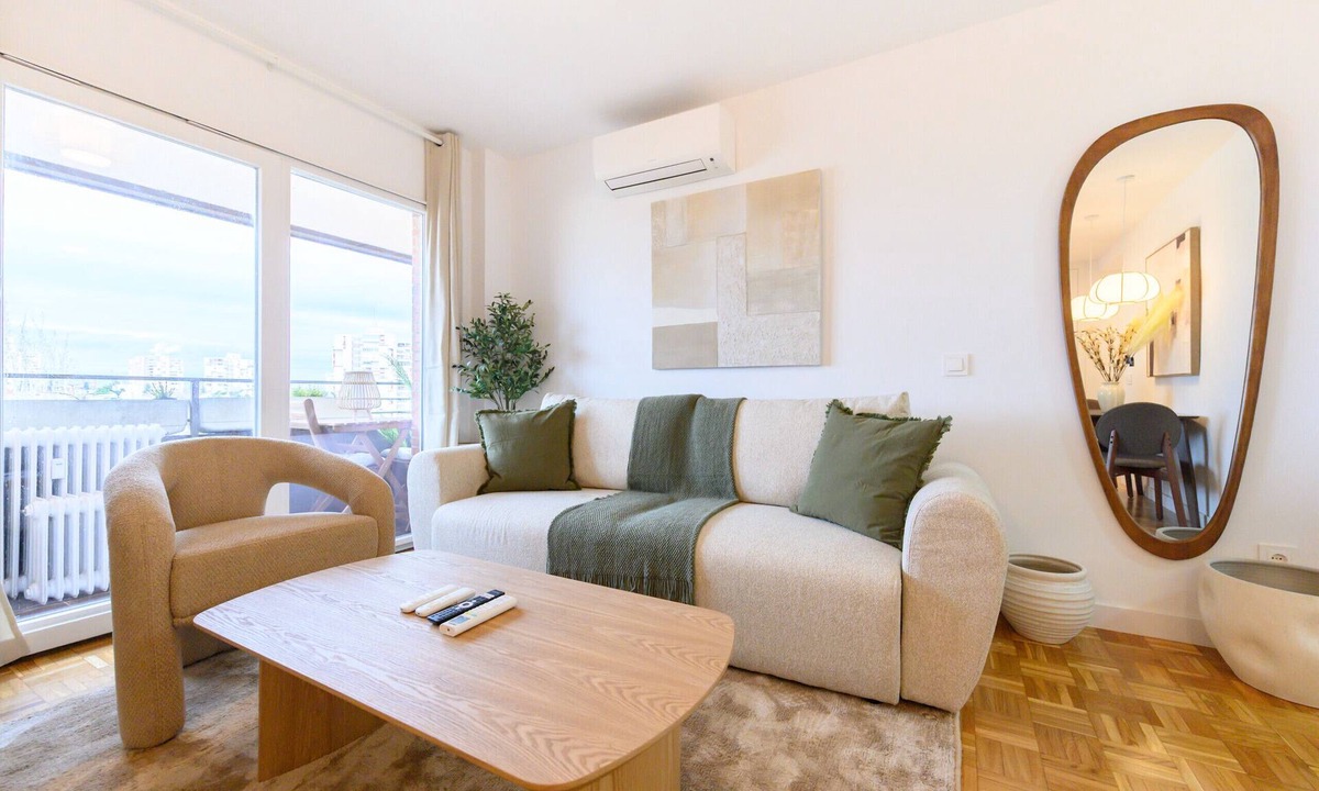 Hortaleza Apartment | M (MOS34D7E) Spacious and elegant two-bedroom apartment with terrace
