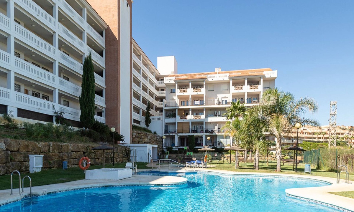Puerto de la Duquesa Apartment | Manilva Playa 3-3H apartment with sea view