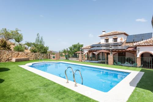 Colmenar House | Mansión Piedras Blancas
