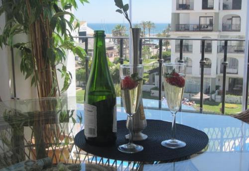 Manilva Apartment | Marina La Duquesa Beach Resort Apa